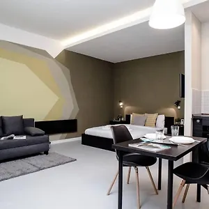  Apartment Cute, New And Stylish In The Center
