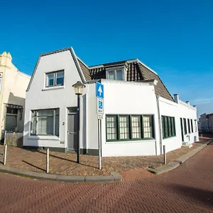  Ferienhaus Sandy's Family House For 2 Adults & 2 Children Niederlande