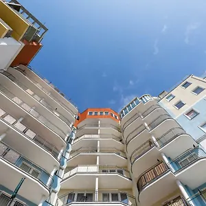  Apartment Spacerowa With Parking By Renters Polen
